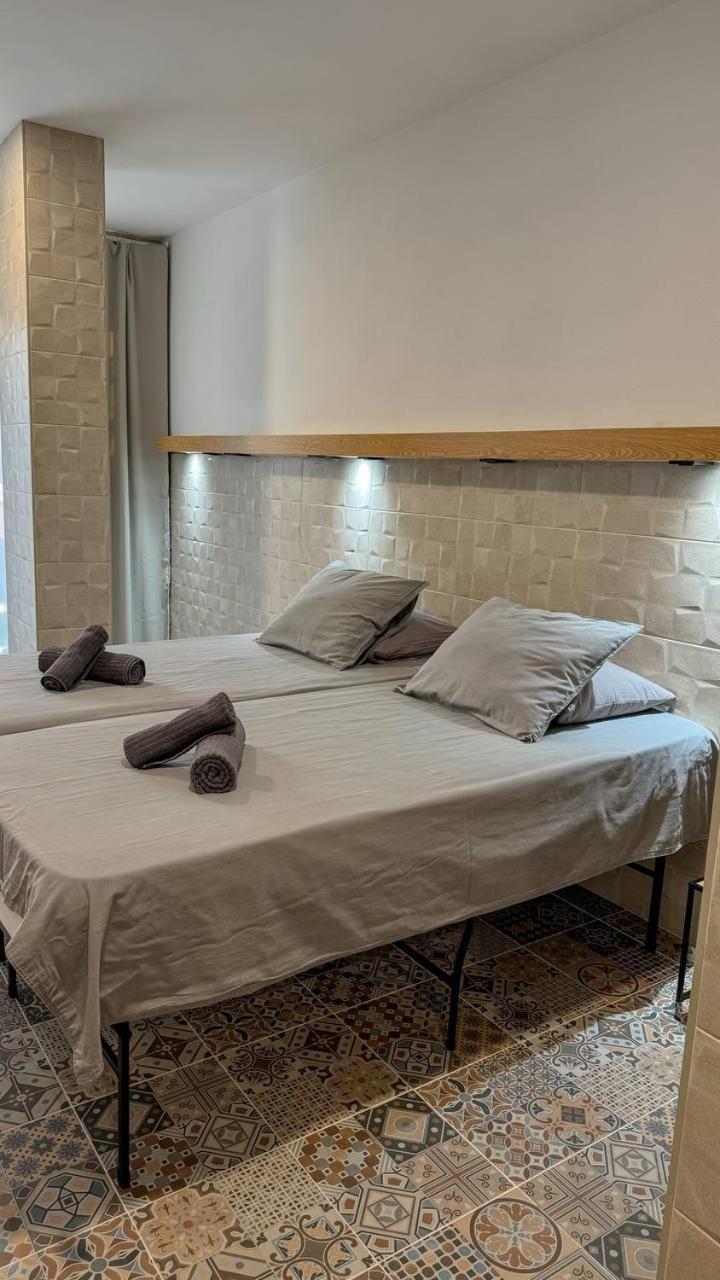 קלפה Apartamentos La Ruta מראה חיצוני תמונה